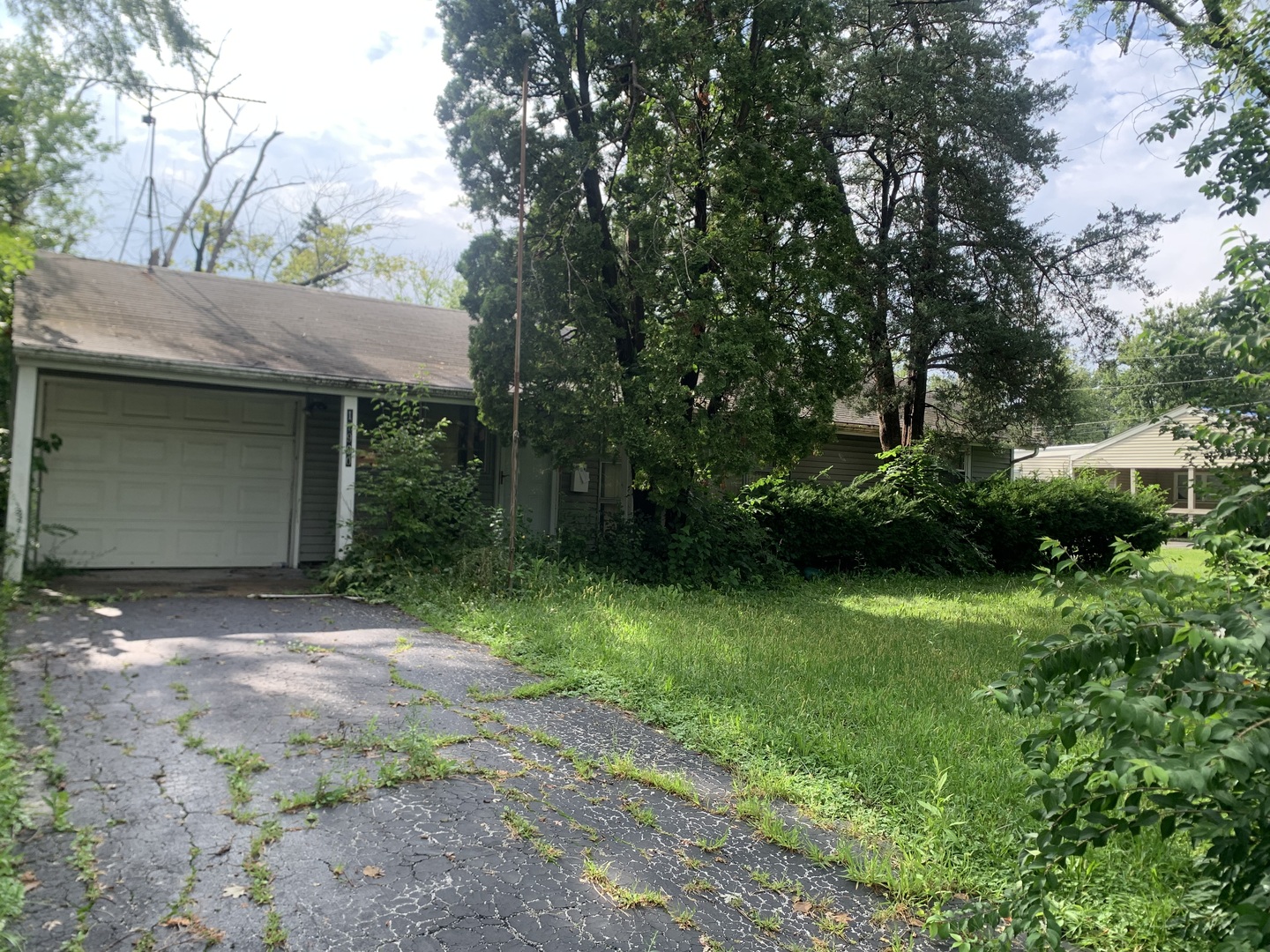 17960 John Avenue Property Photo 1