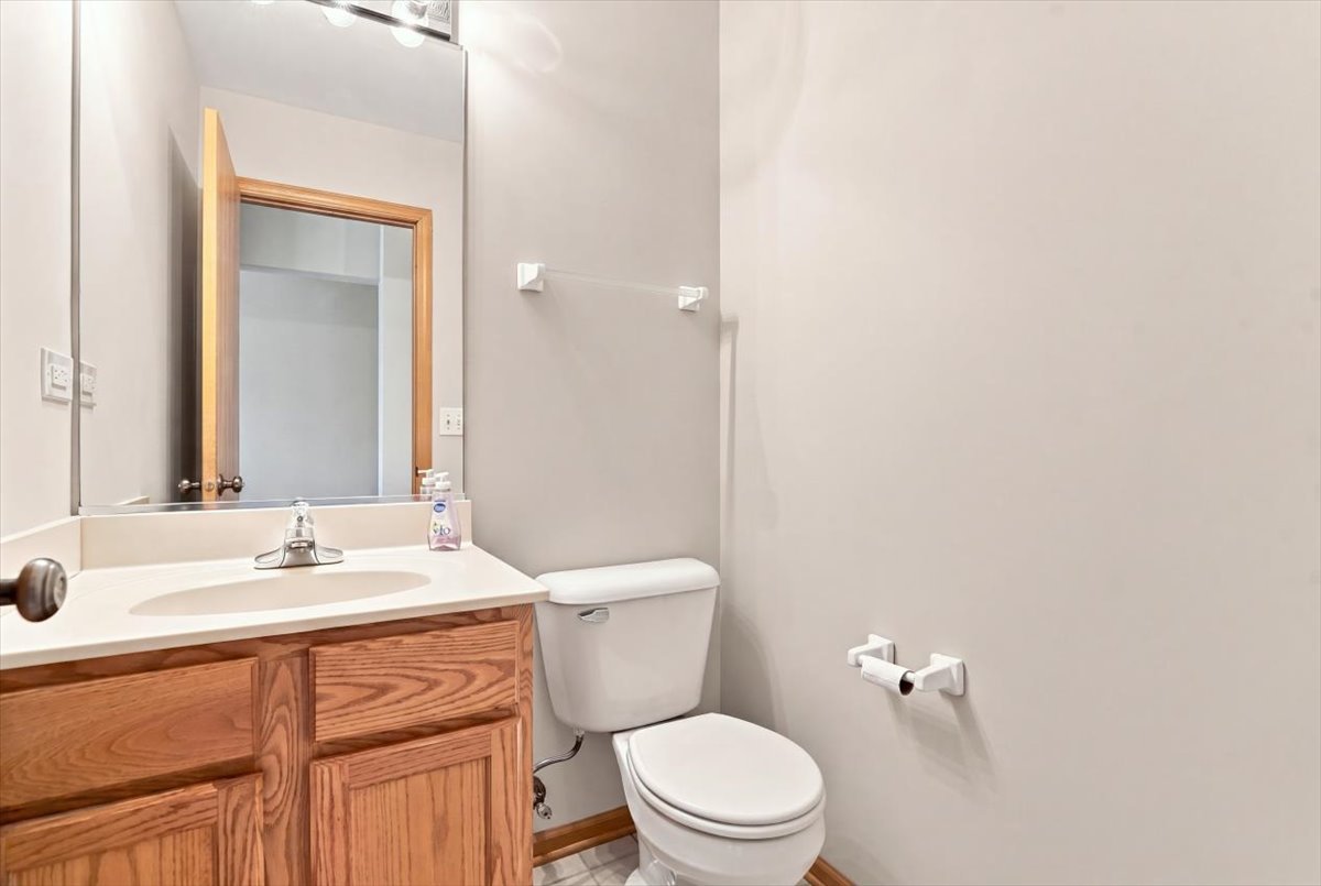 570 W Kristina Lane Property Photo 14