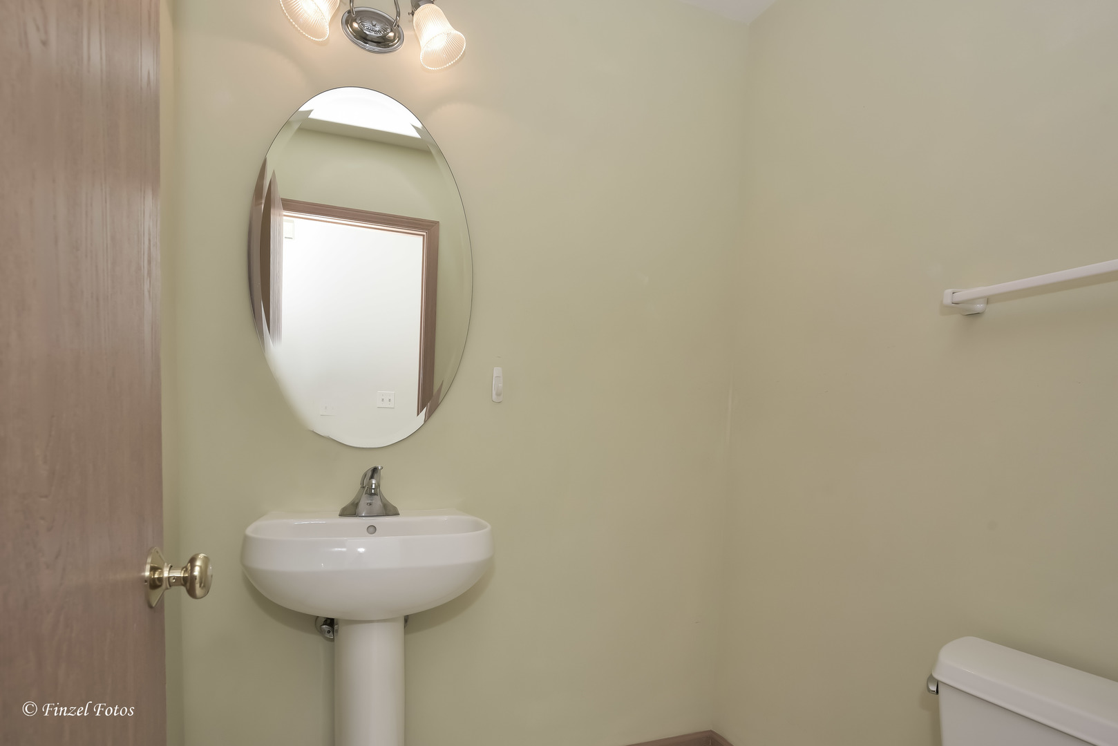 923 Emerald Drive Property Photo 17