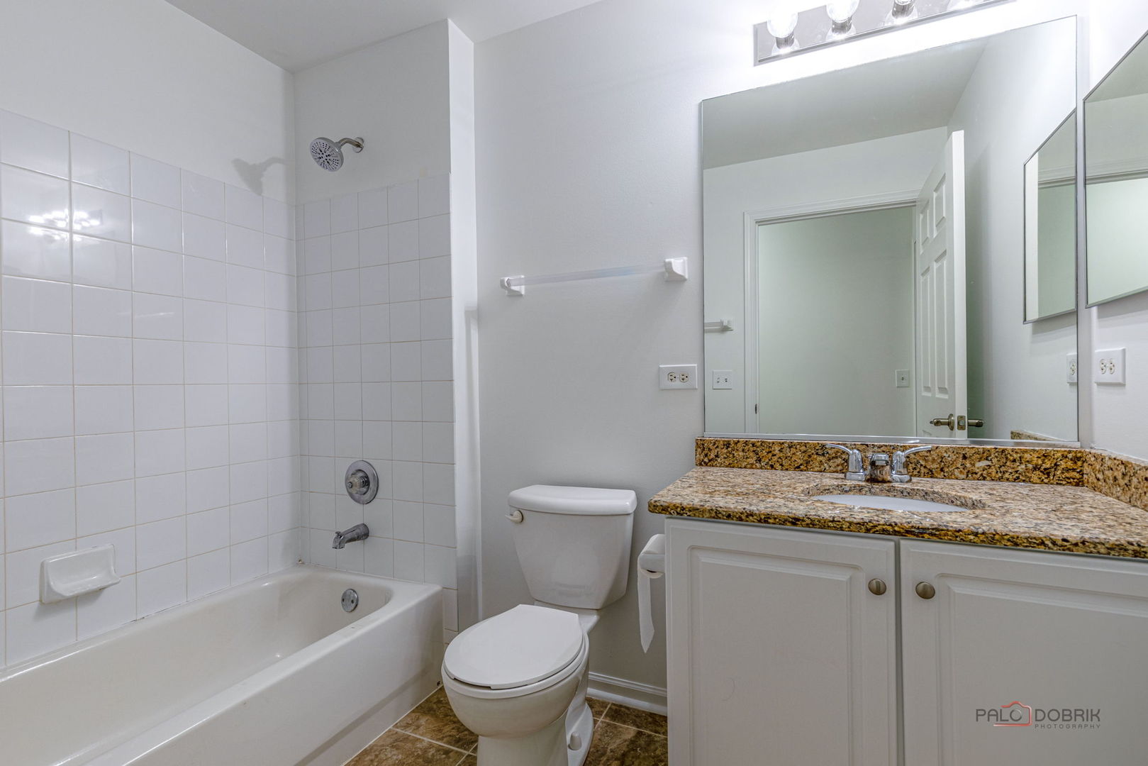 985 Huntington Drive 985 Property Photo 18