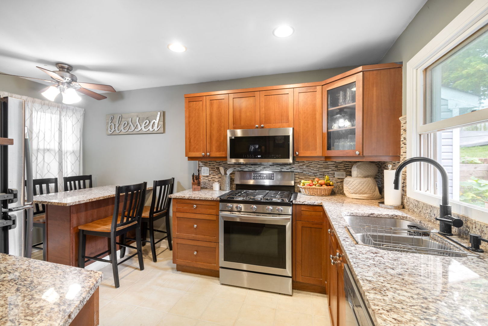 9 Grant Avenue Property Photo 3
