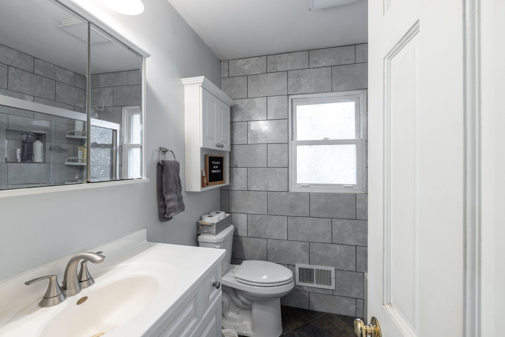 9 Grant Avenue Property Photo 8