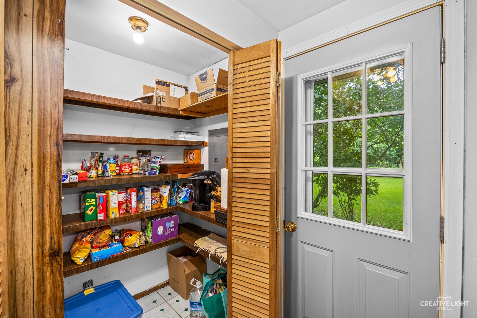 4520 Douglas Road Property Photo 8