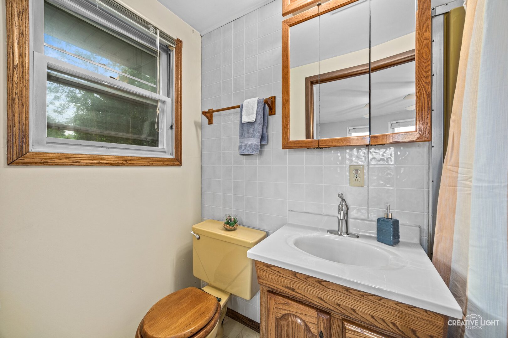 4520 Douglas Road Property Photo 10