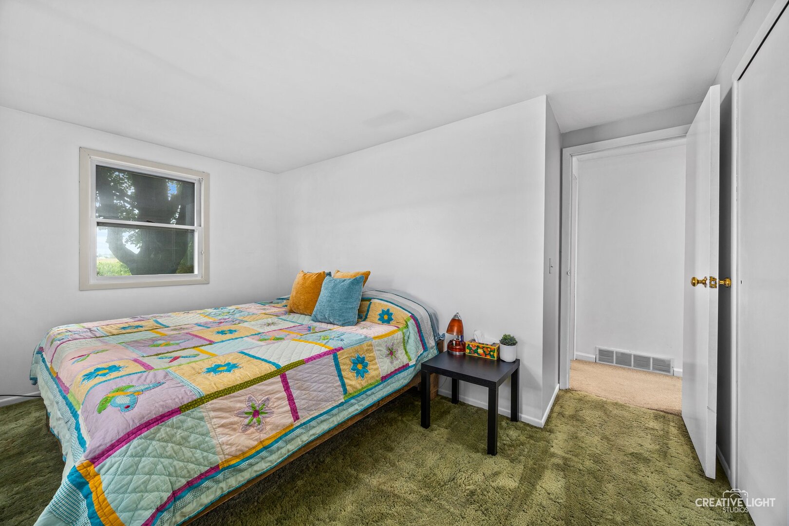 4520 Douglas Road Property Photo 11
