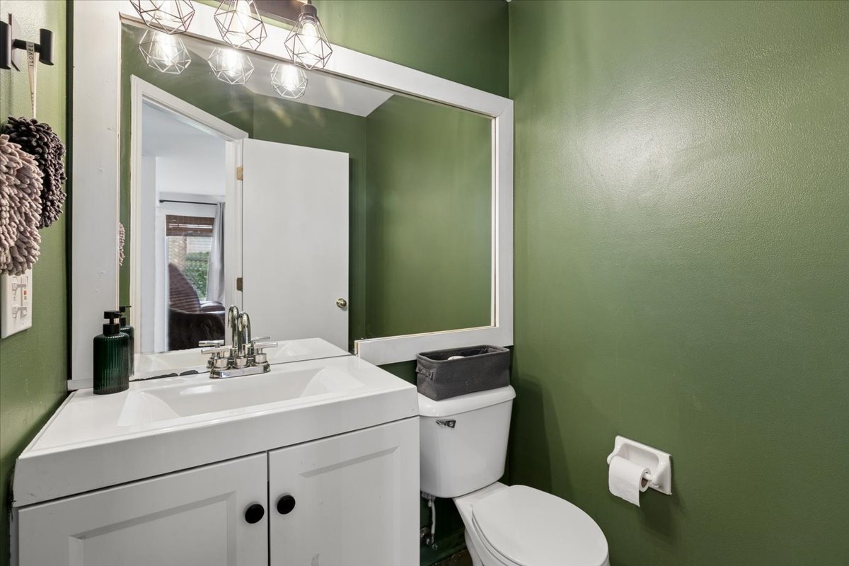 1171 Chesterfield Lane Property Photo 10