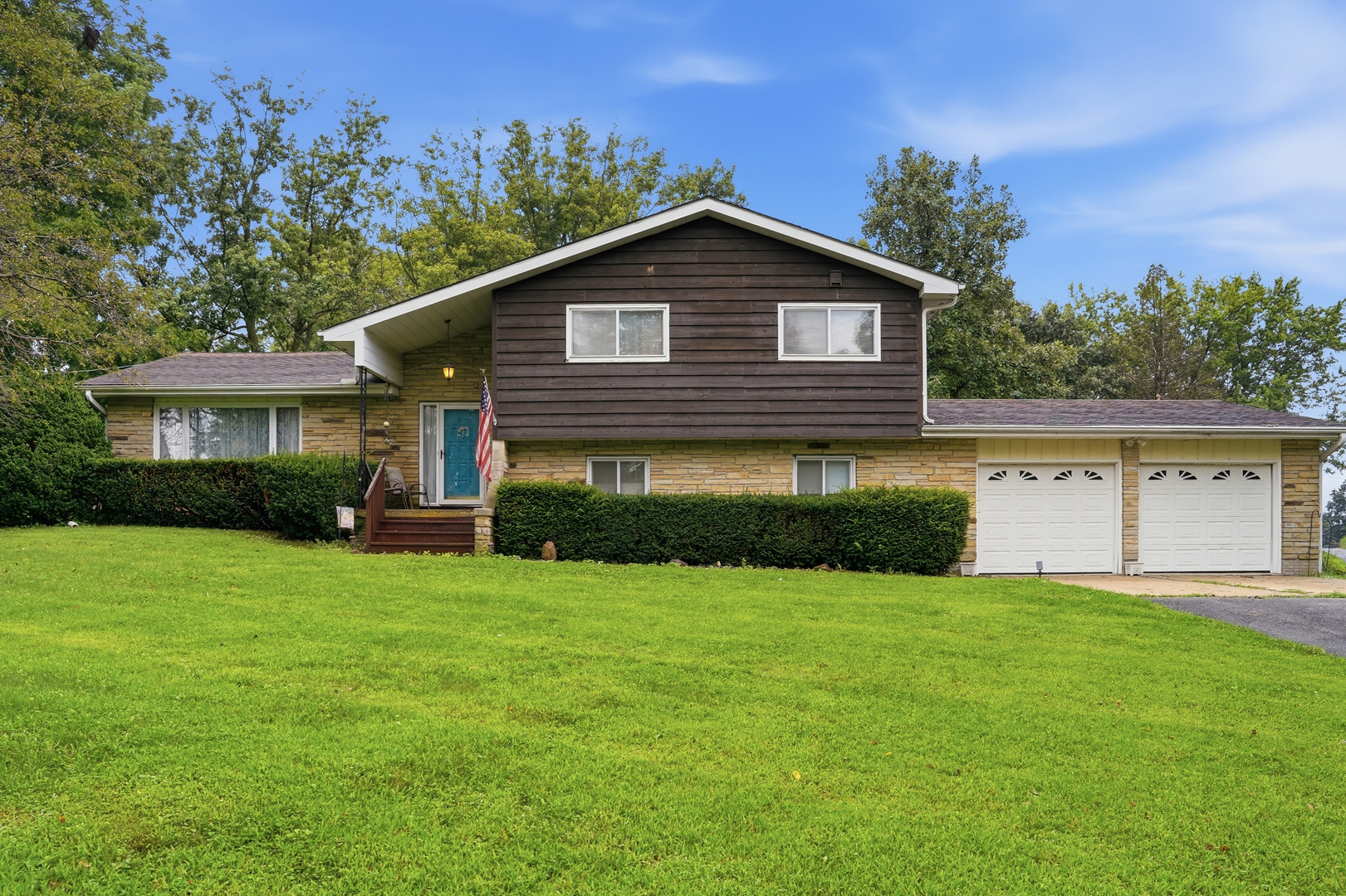 23853 Hazel Road Property Photo 1