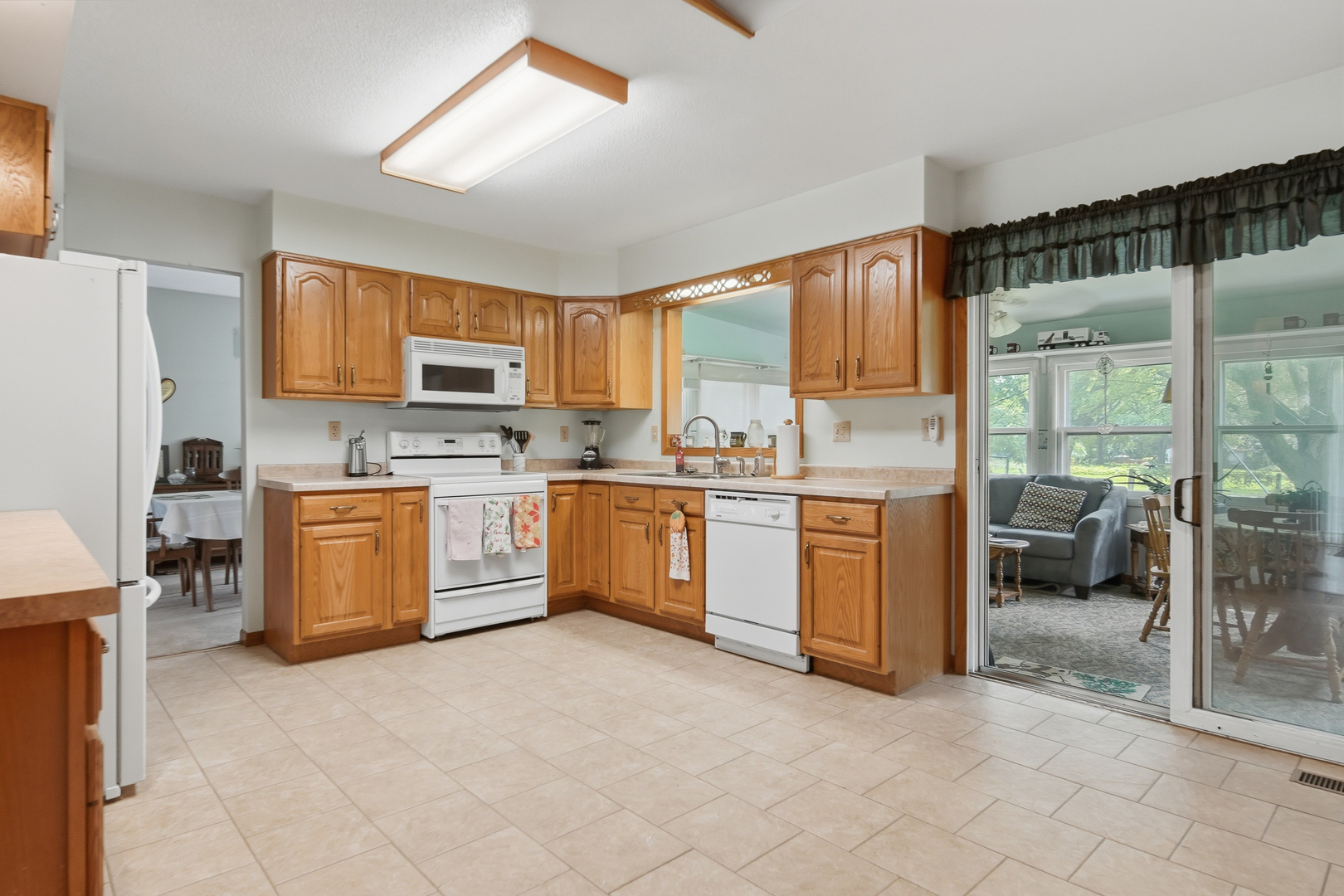 23853 Hazel Road Property Photo 8