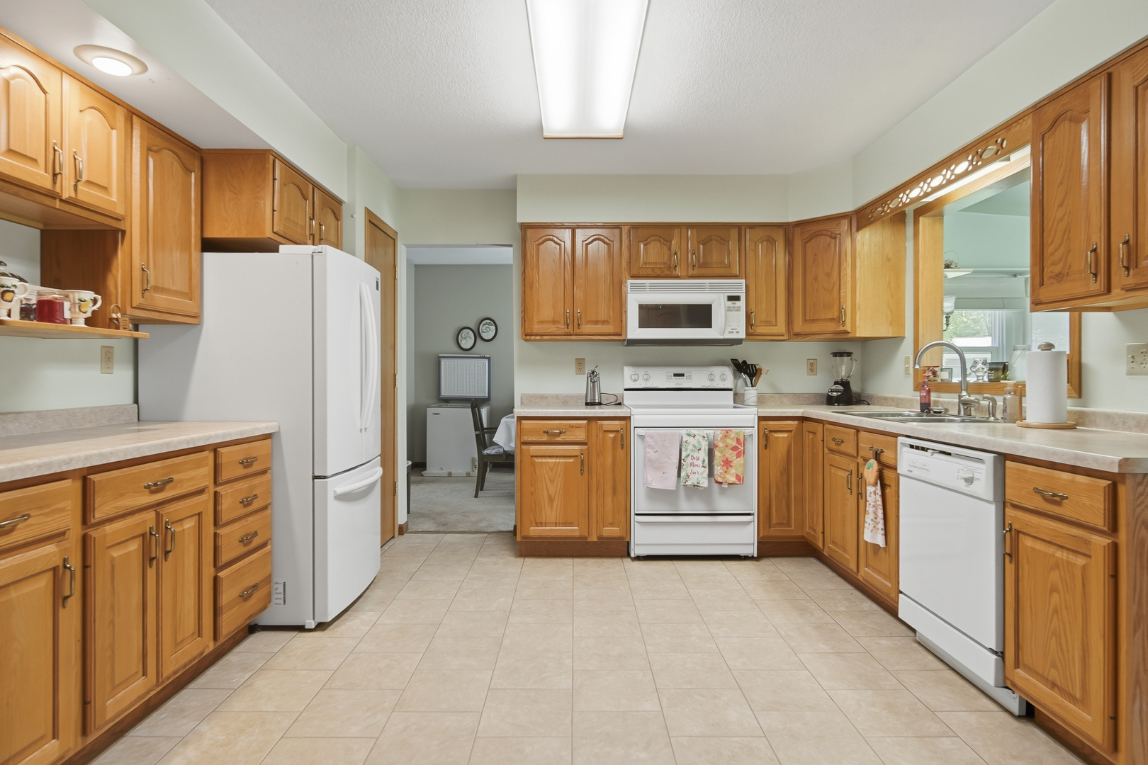 23853 Hazel Road Property Photo 9