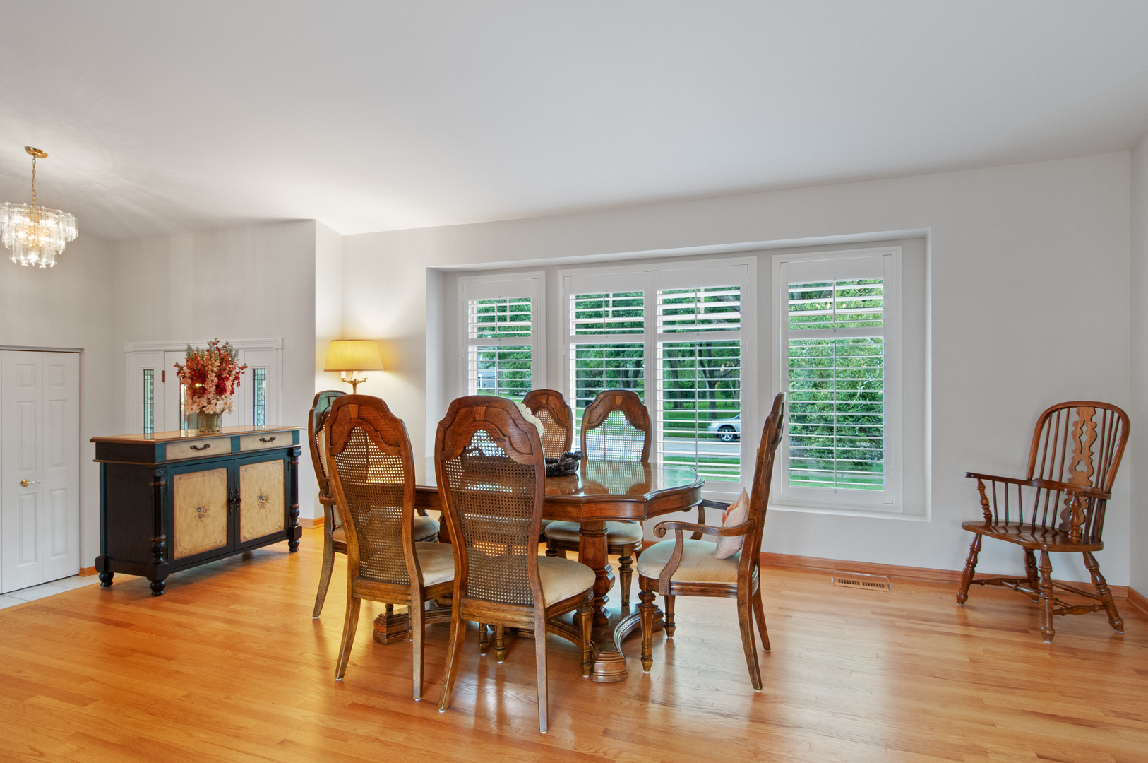 669 Kensington Way Property Photo 14