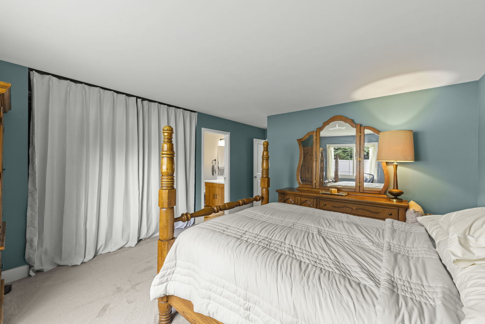 306 Drake Court Property Photo 11