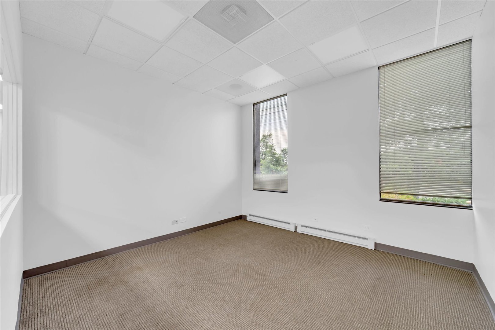 920 Davis Road Property Photo 12