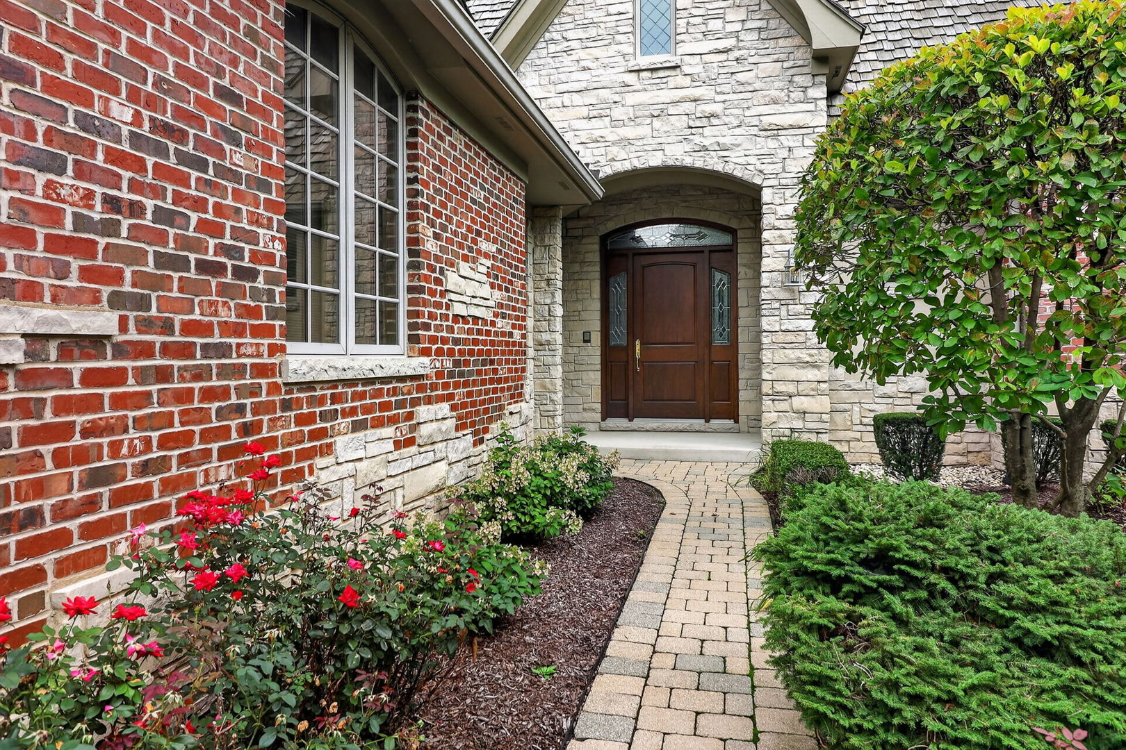 46 Forest Gate Circle Property Photo 2