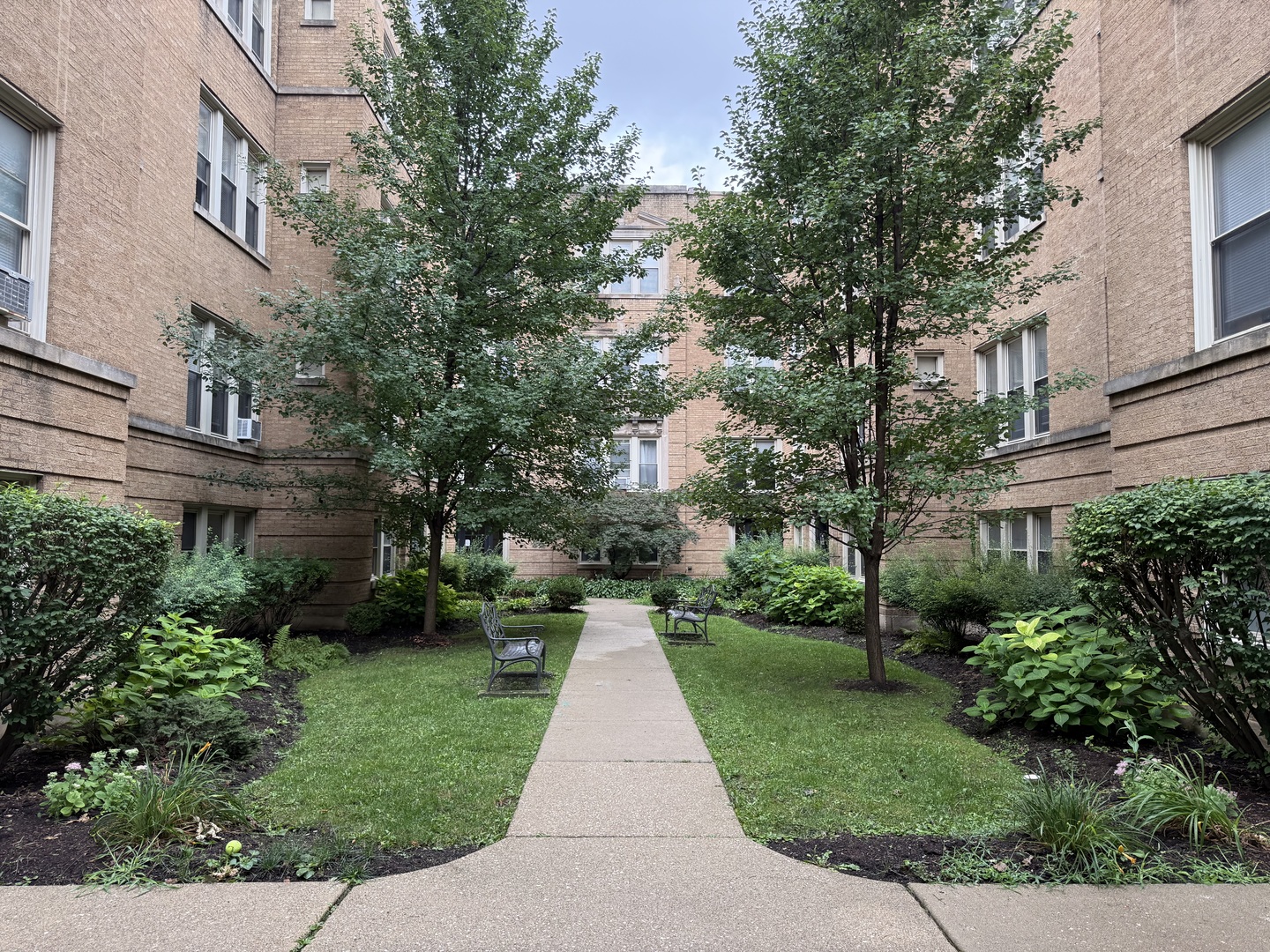 209 Washington Boulevard 3N Property Photo 1