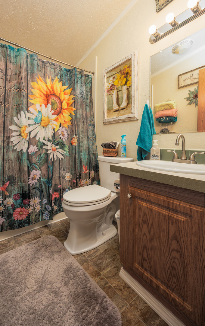 572 Gerrish Road Property Photo 33