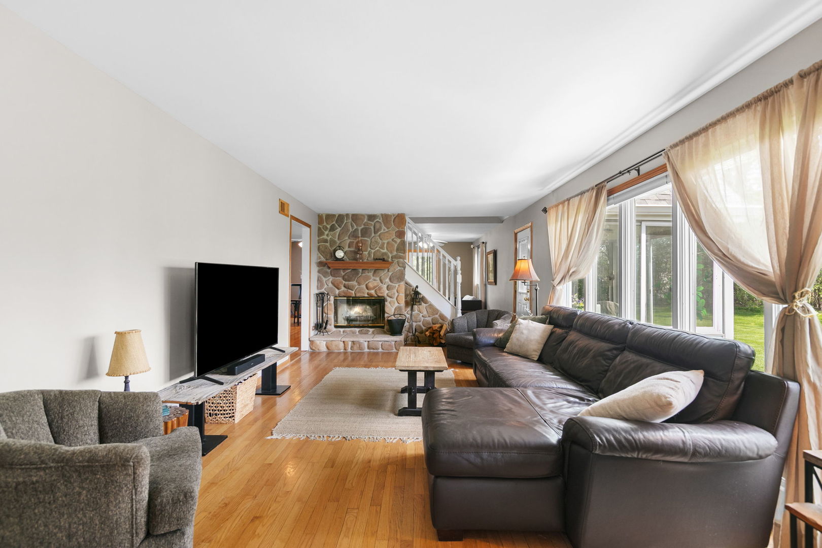 1080 Cardinal Drive Property Photo 13