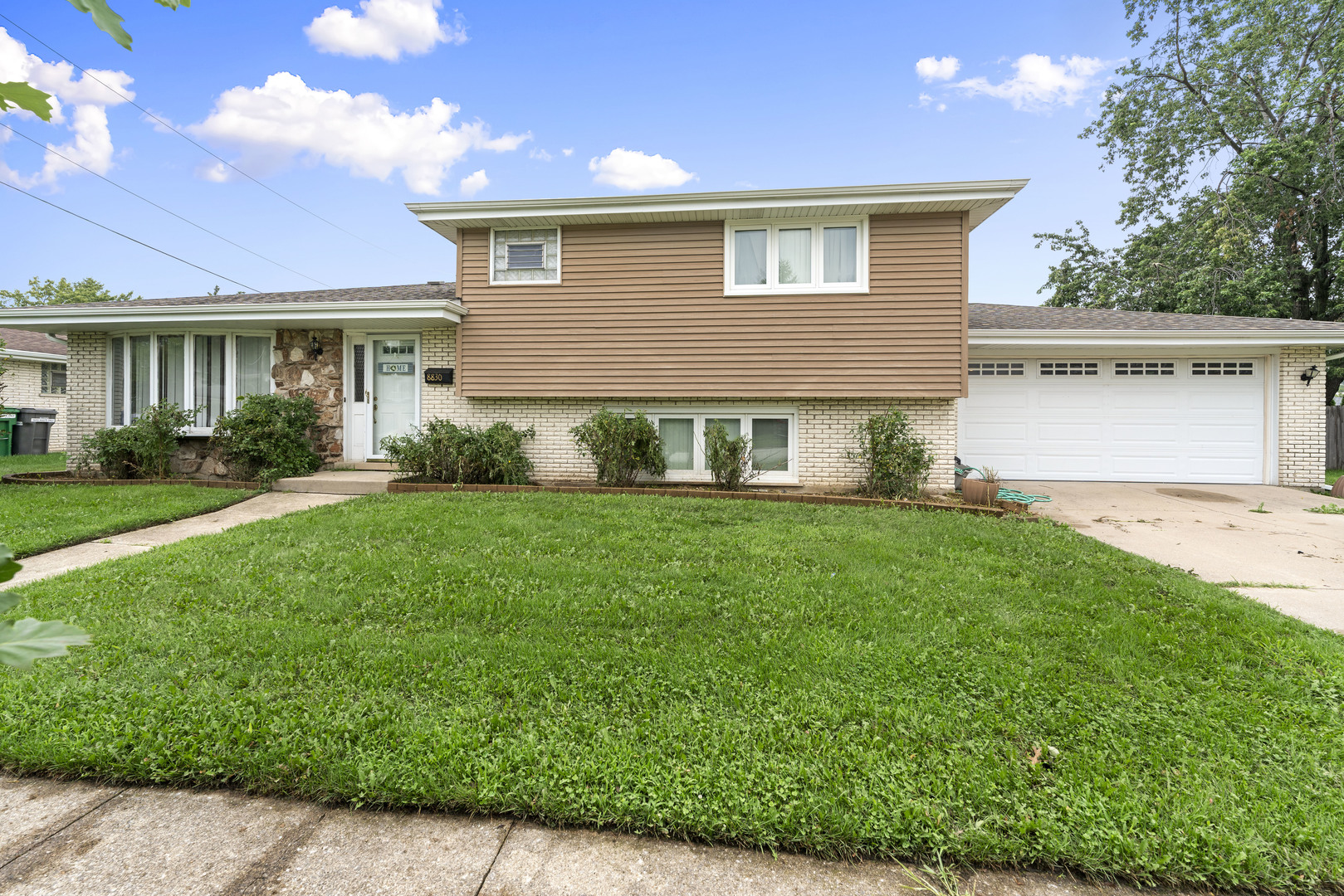 8830 W Lotus Drive Property Photo 1