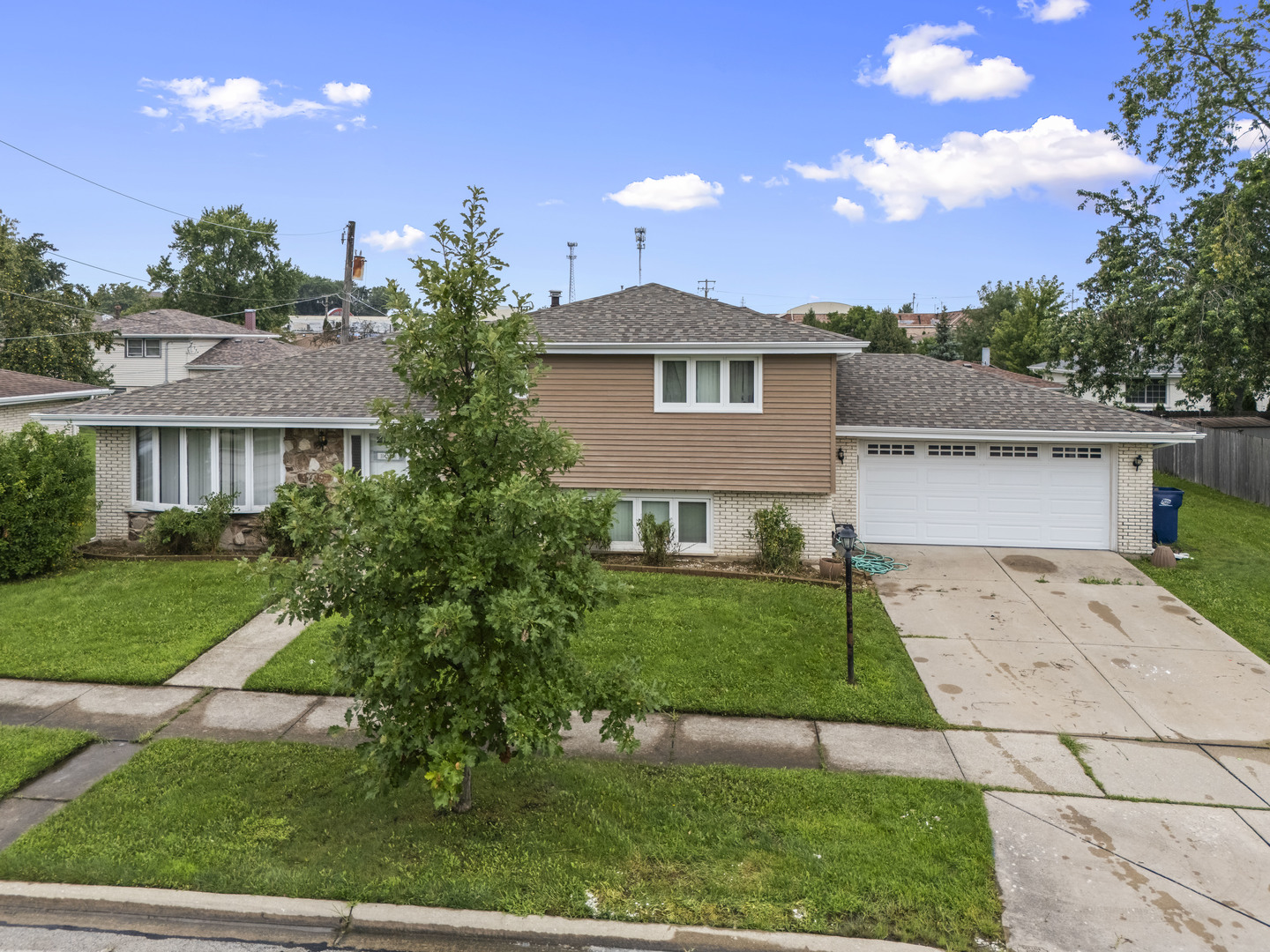 8830 W Lotus Drive Property Photo 2