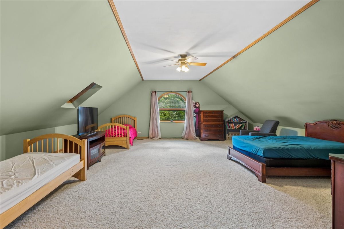 6008 Tomlinson Drive Property Photo 13