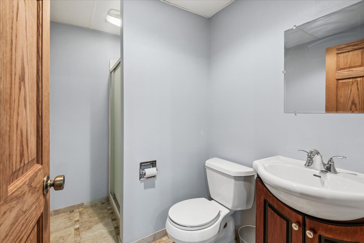 6008 Tomlinson Drive Property Photo 18
