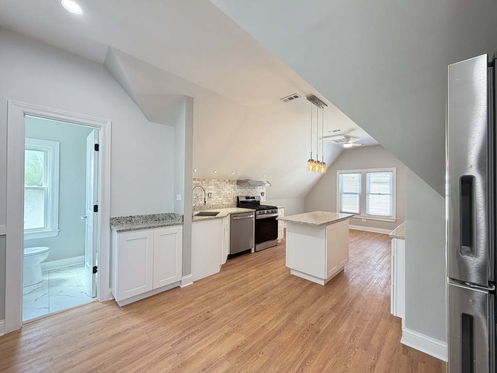 1721 W Nelson Street Ch3 Property Photo 18