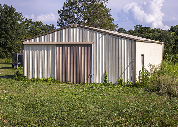 915 Sullivan Road Property Photo 3