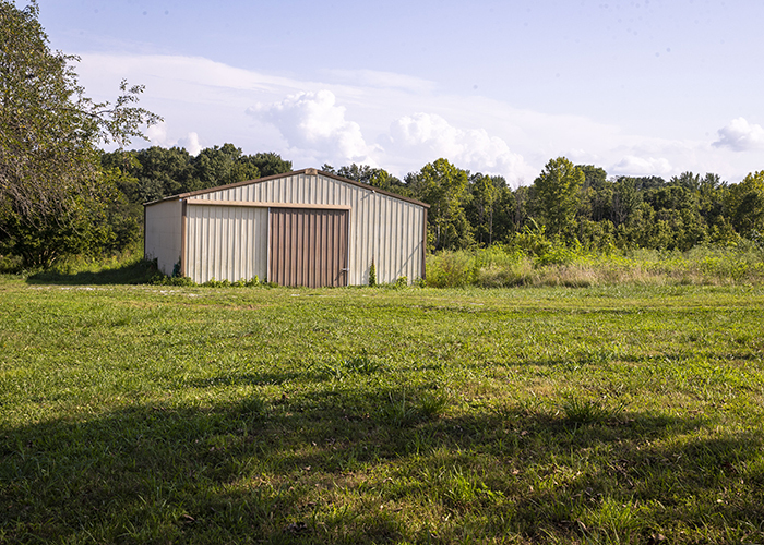 915 Sullivan Road Property Photo 4