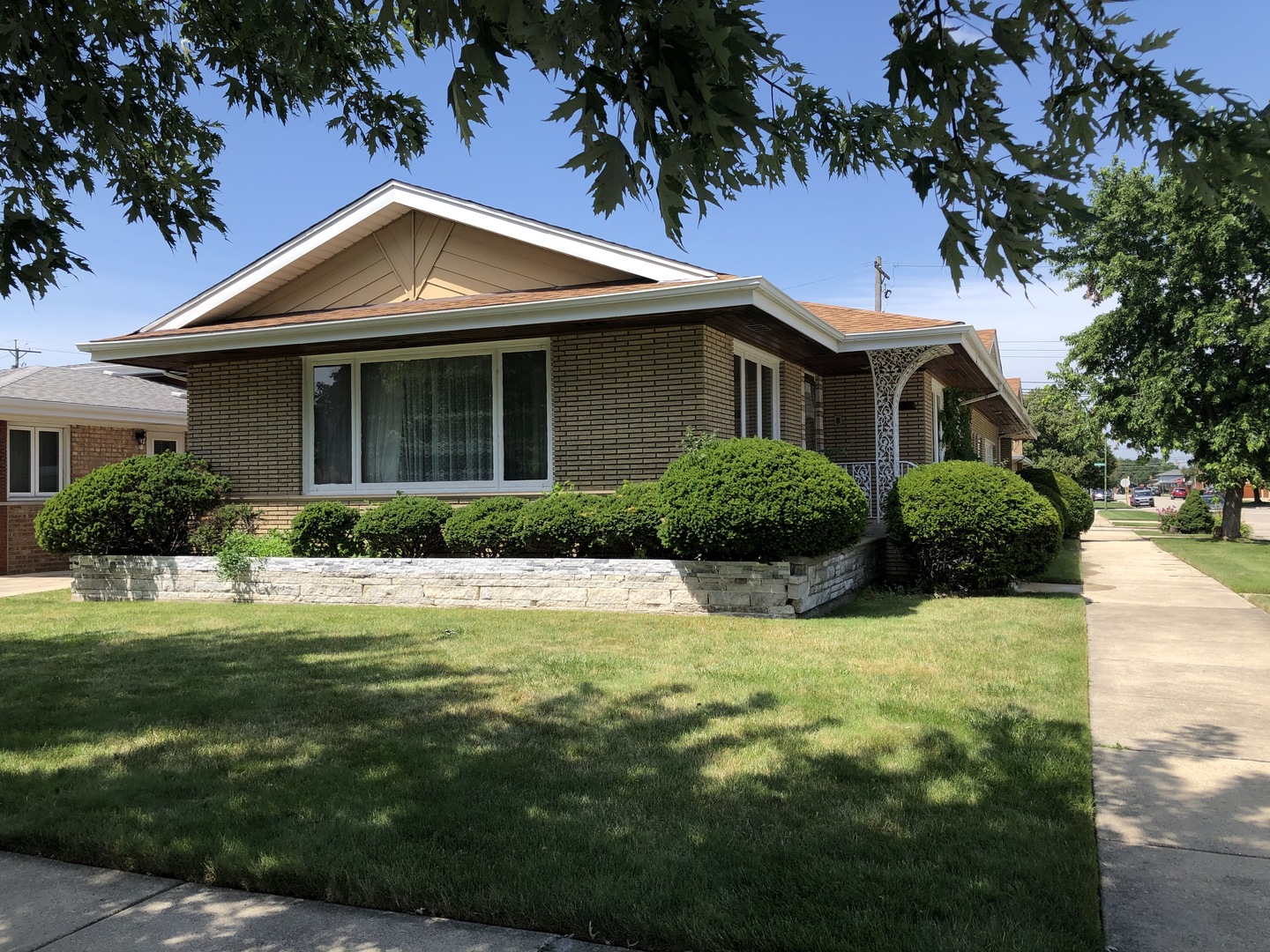 8600 S Kildare Avenue Property Photo 3