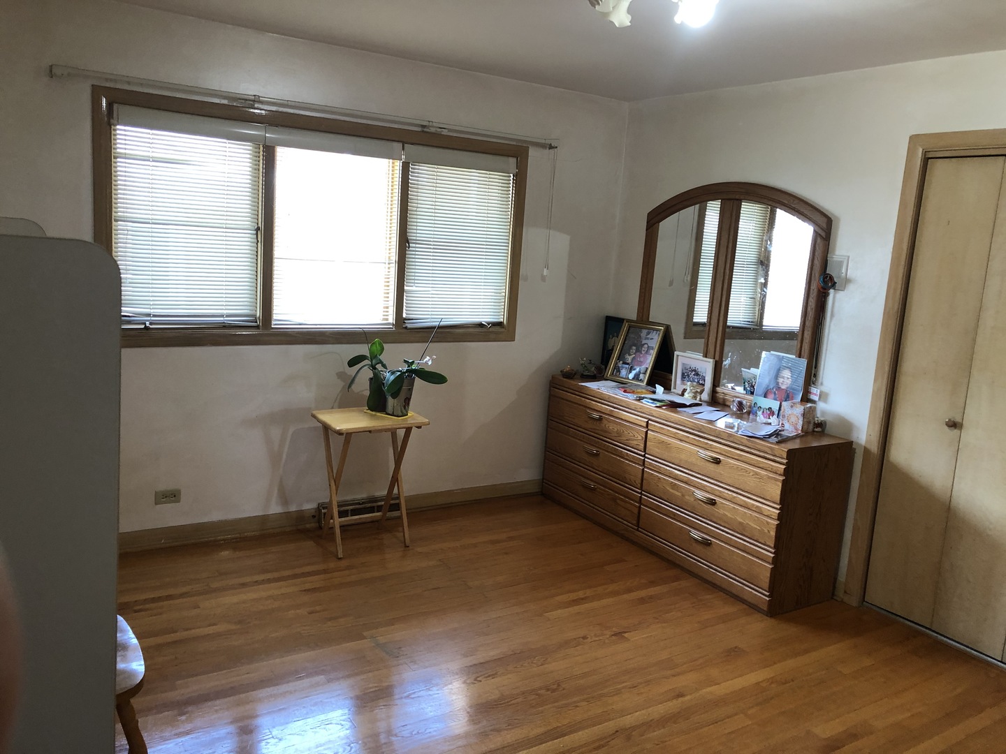 8600 S Kildare Avenue Property Photo 24