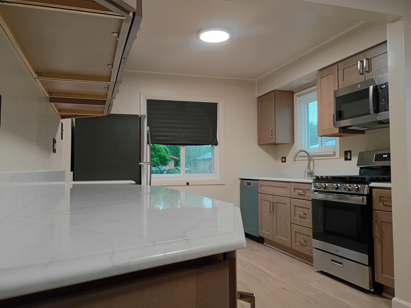 1301 Balmoral Avenue Property Photo 4