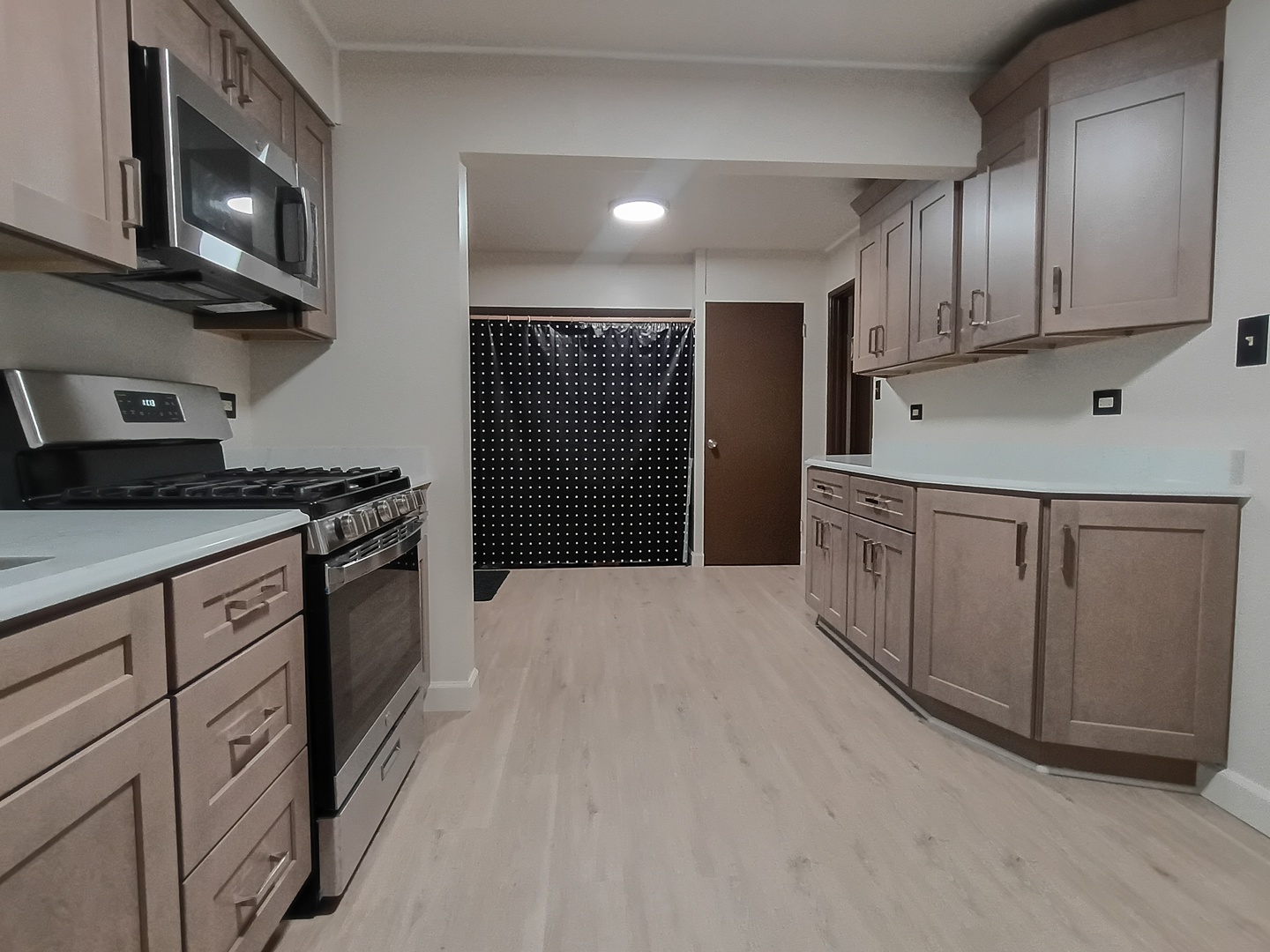1301 Balmoral Avenue Property Photo 7