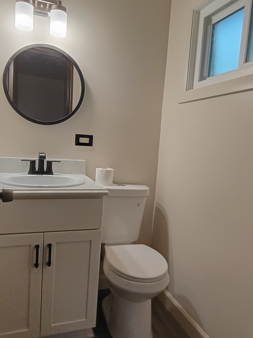 1301 Balmoral Avenue Property Photo 13