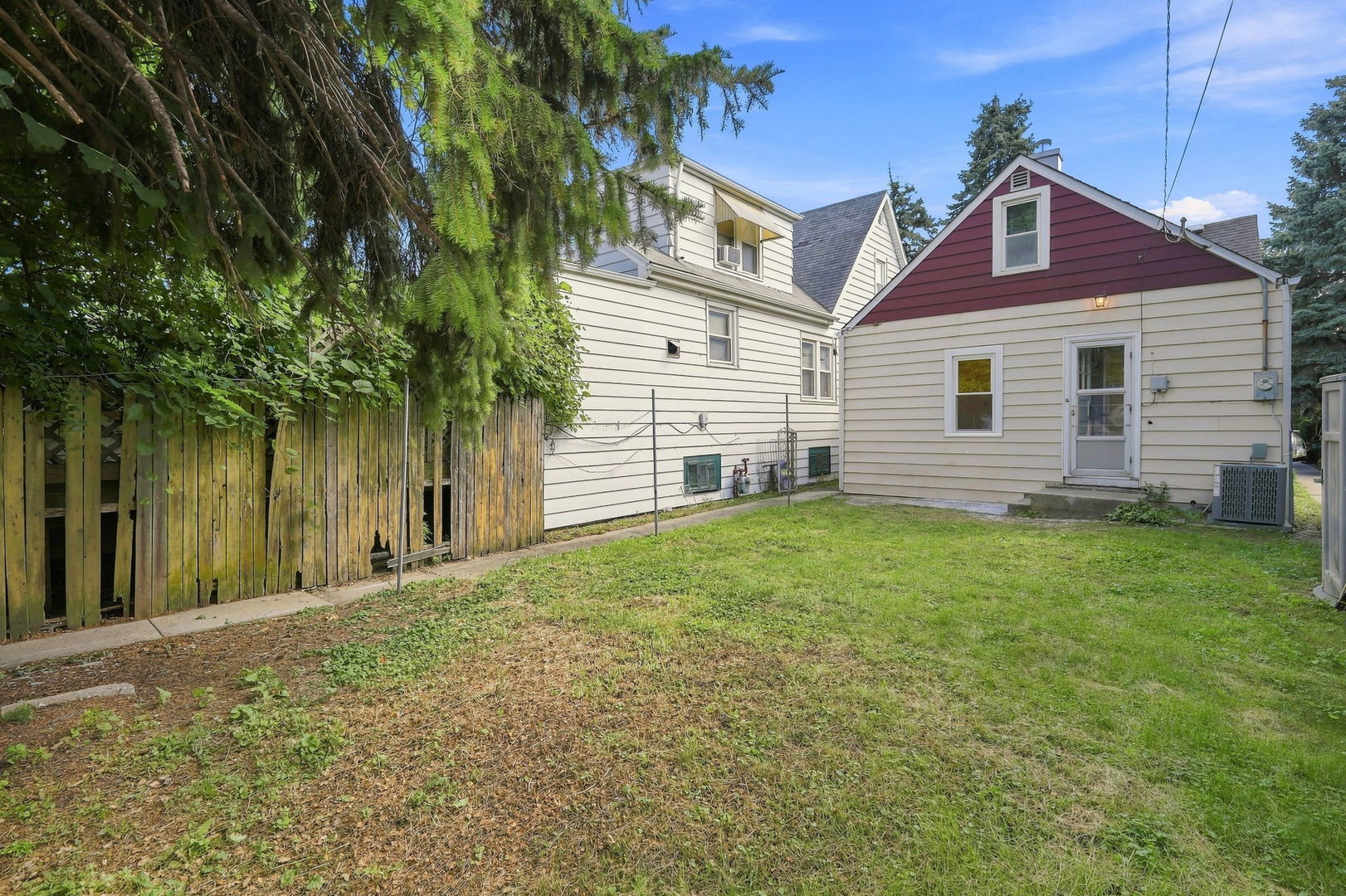 4438 N Narragansett Avenue Property Photo 24