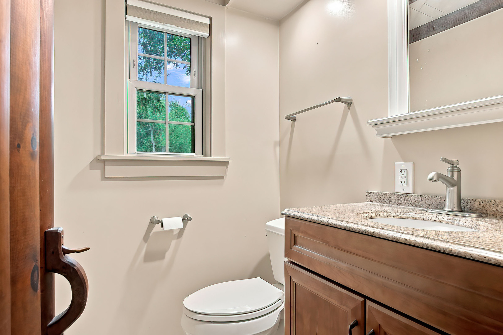7706 Arbor Road Property Photo 14