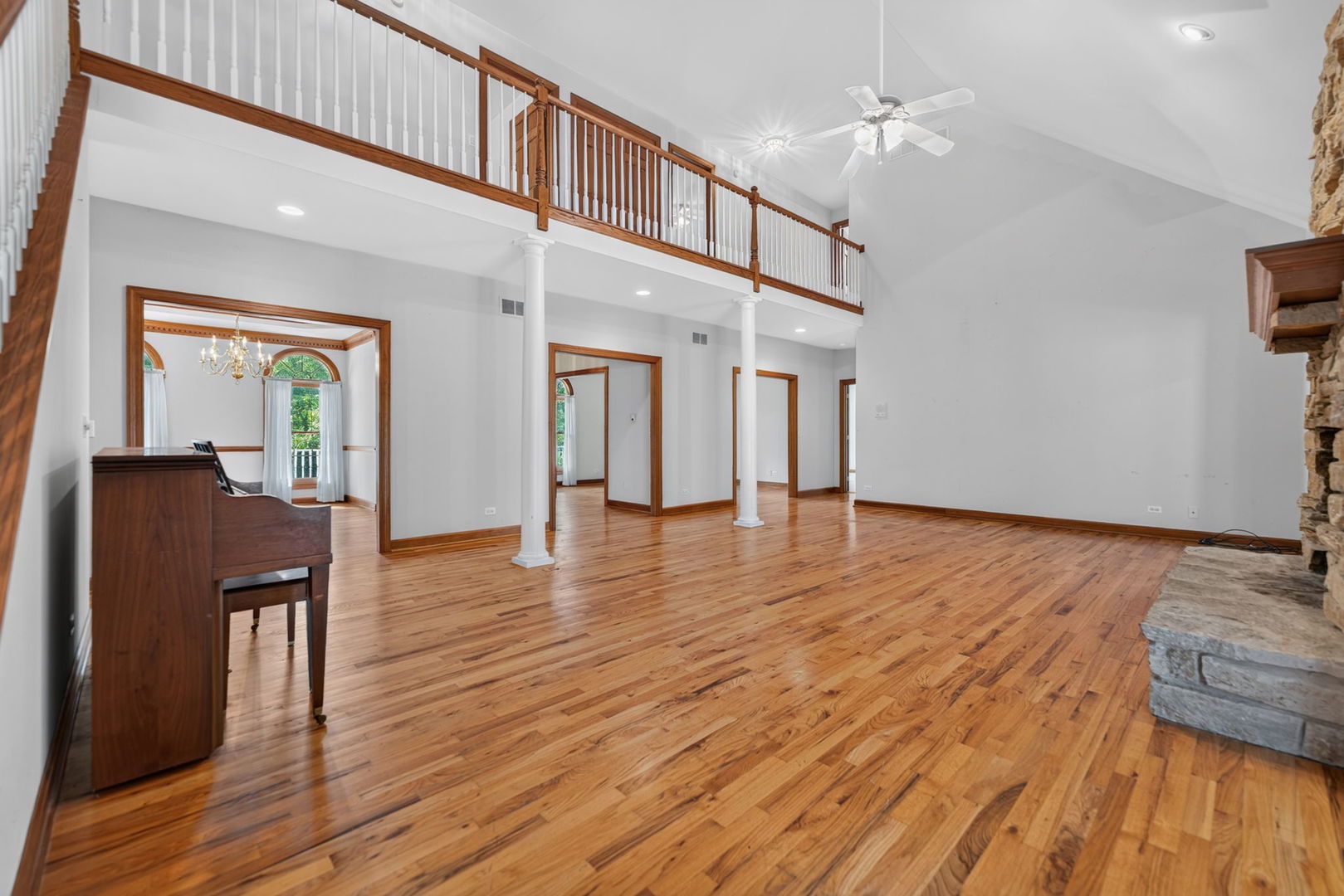 4n760 S Circle Drive Property Photo 10