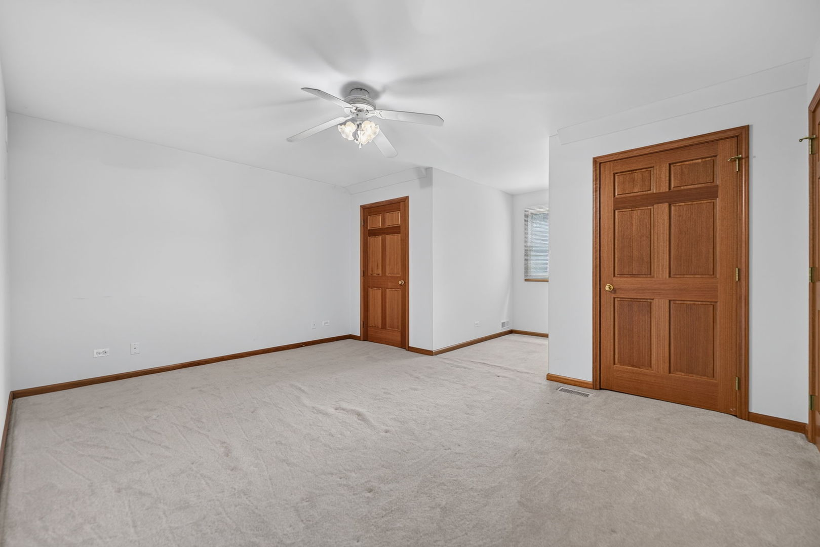 4n760 S Circle Drive Property Photo 18