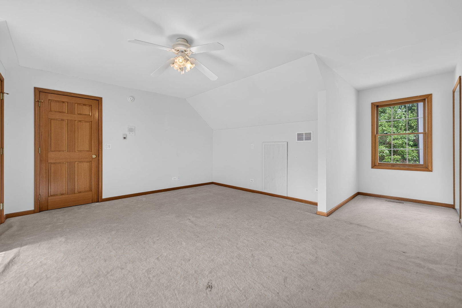 4n760 S Circle Drive Property Photo 19
