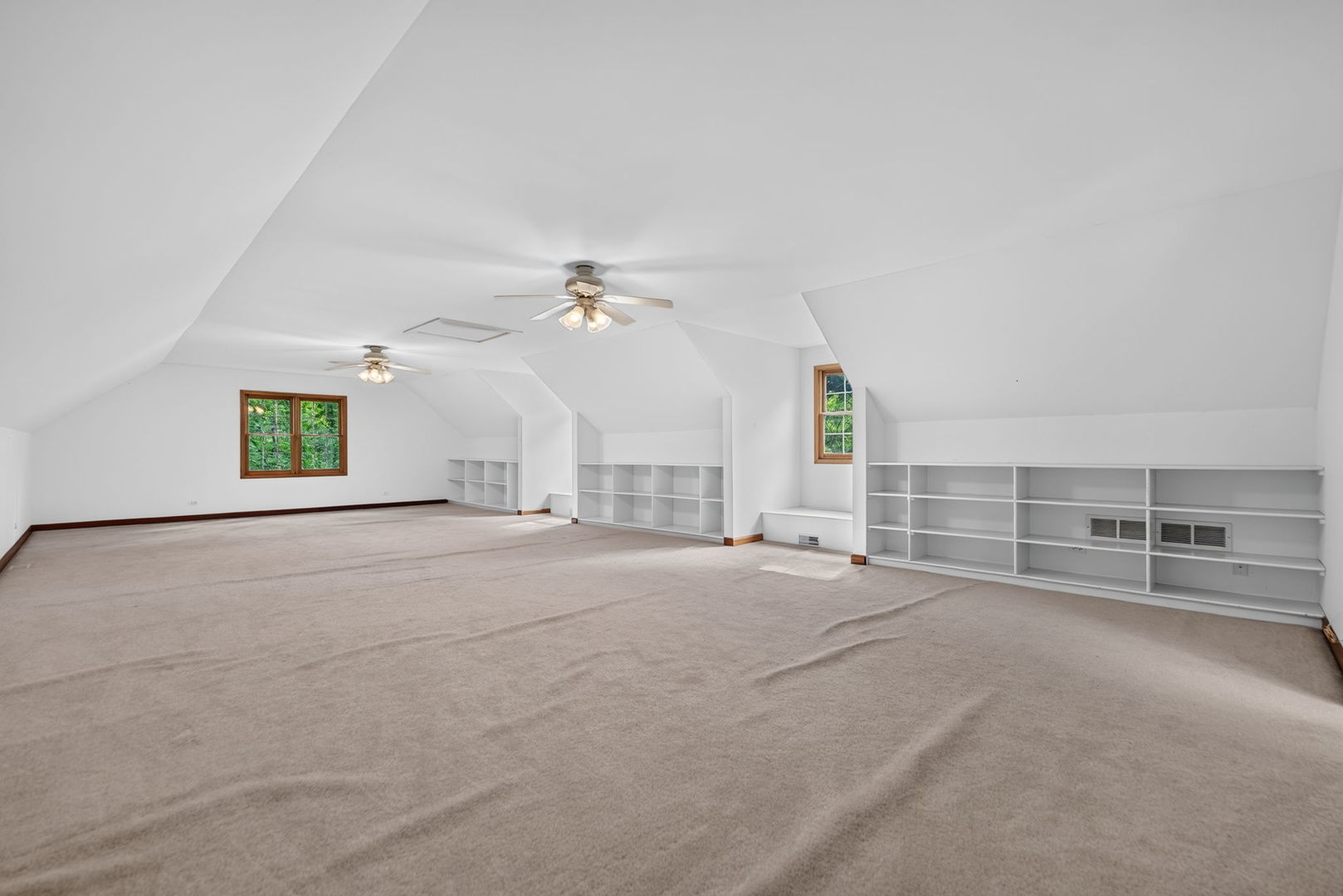 4n760 S Circle Drive Property Photo 29