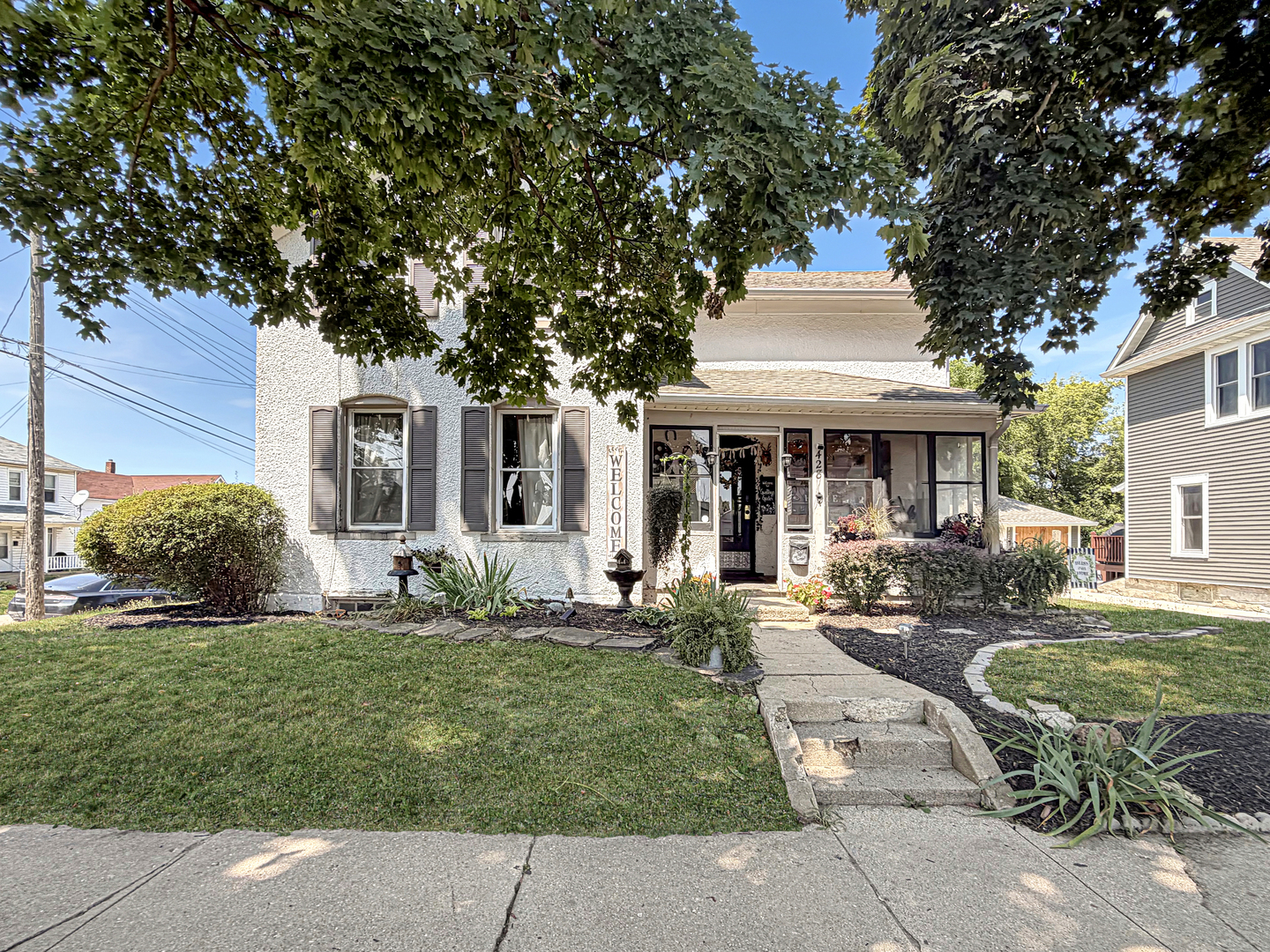 428 W Chestnut Street Property Photo 2