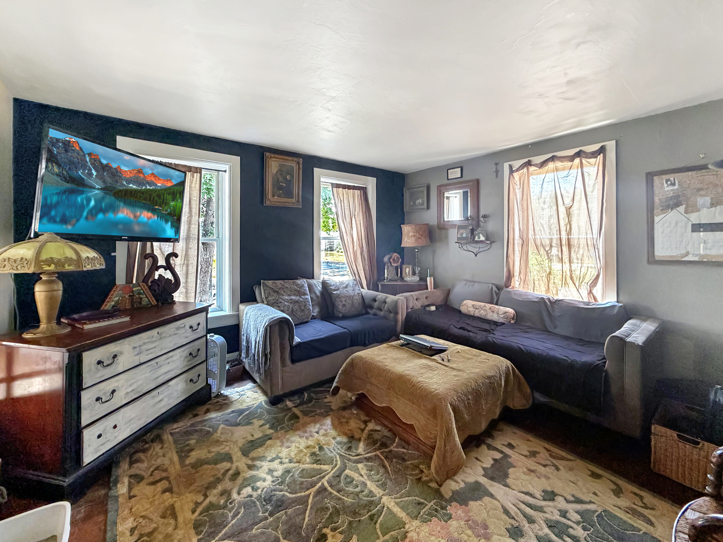428 W Chestnut Street Property Photo 8