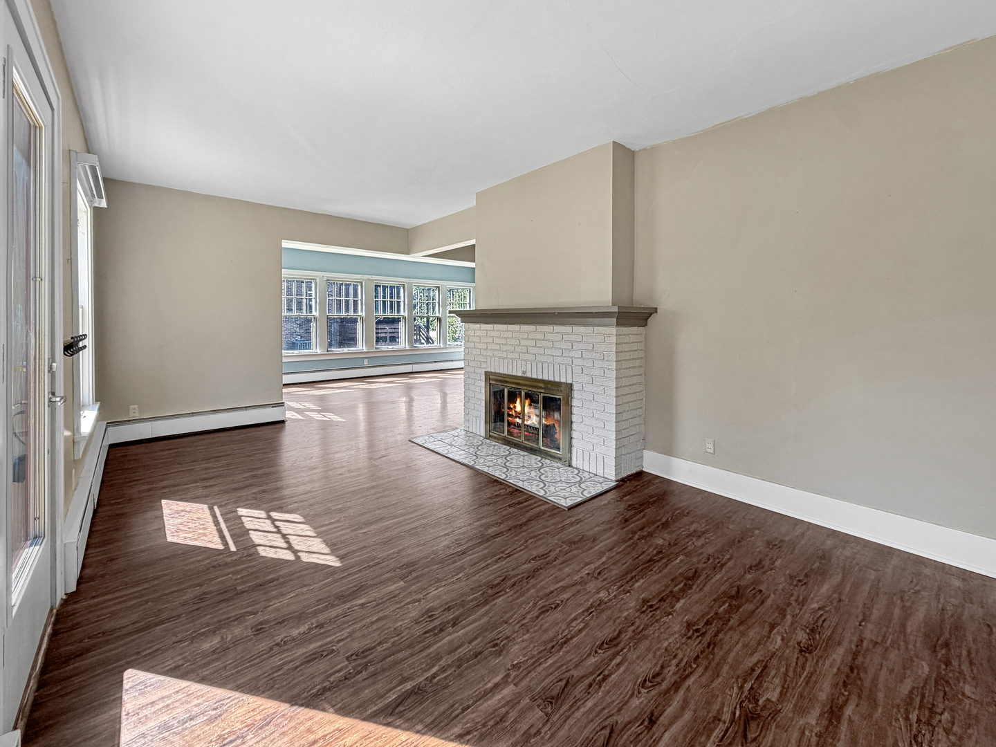 422 S Park Boulevard Property Photo 7