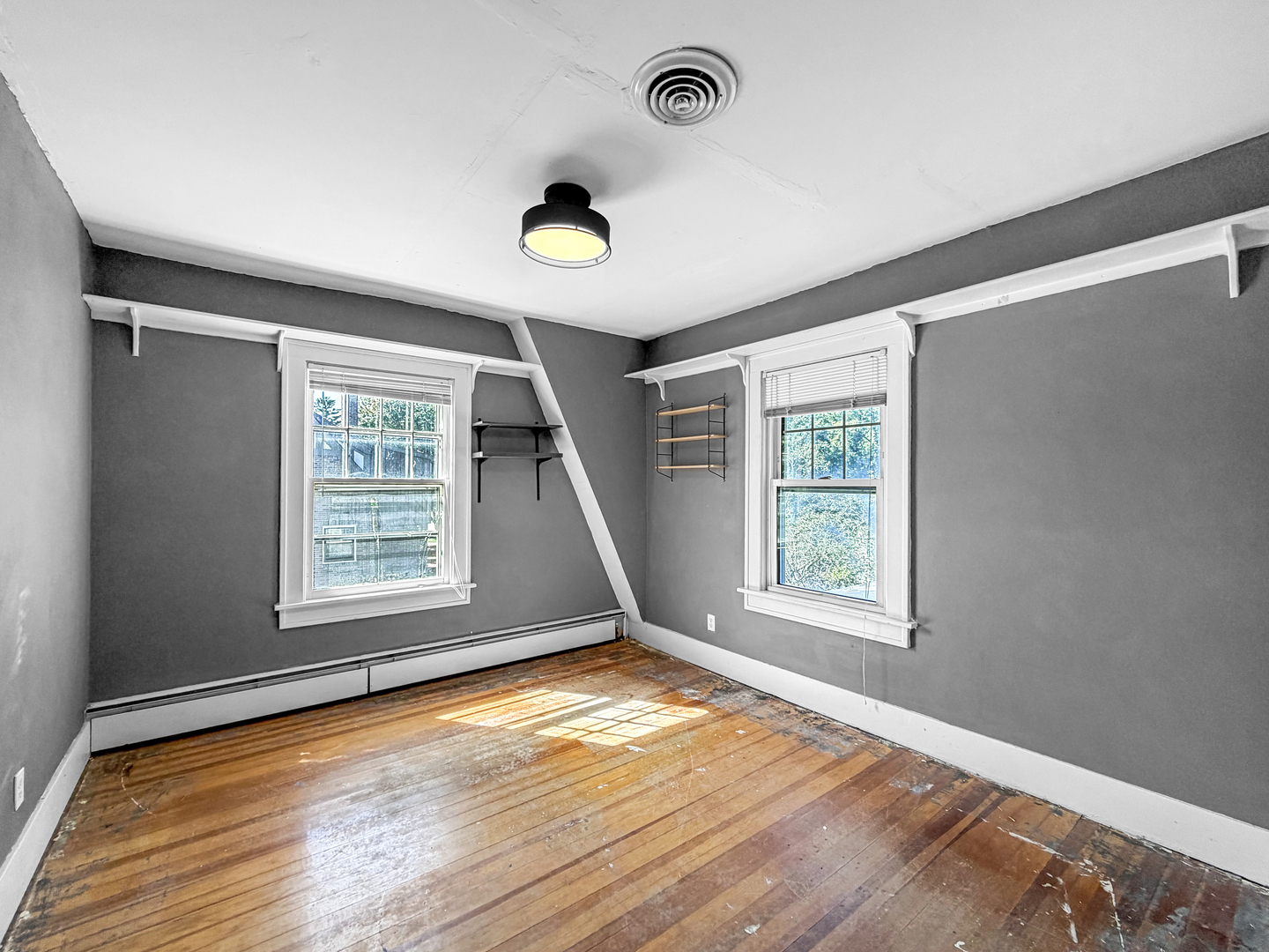422 S Park Boulevard Property Photo 19