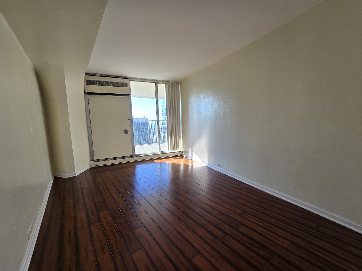 300 N State Street 5501 Property Photo 8