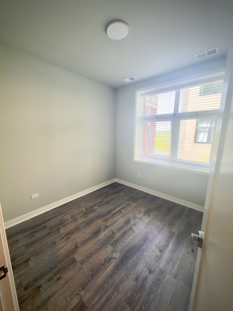 2807 S Halsted Street 309 Property Photo 13