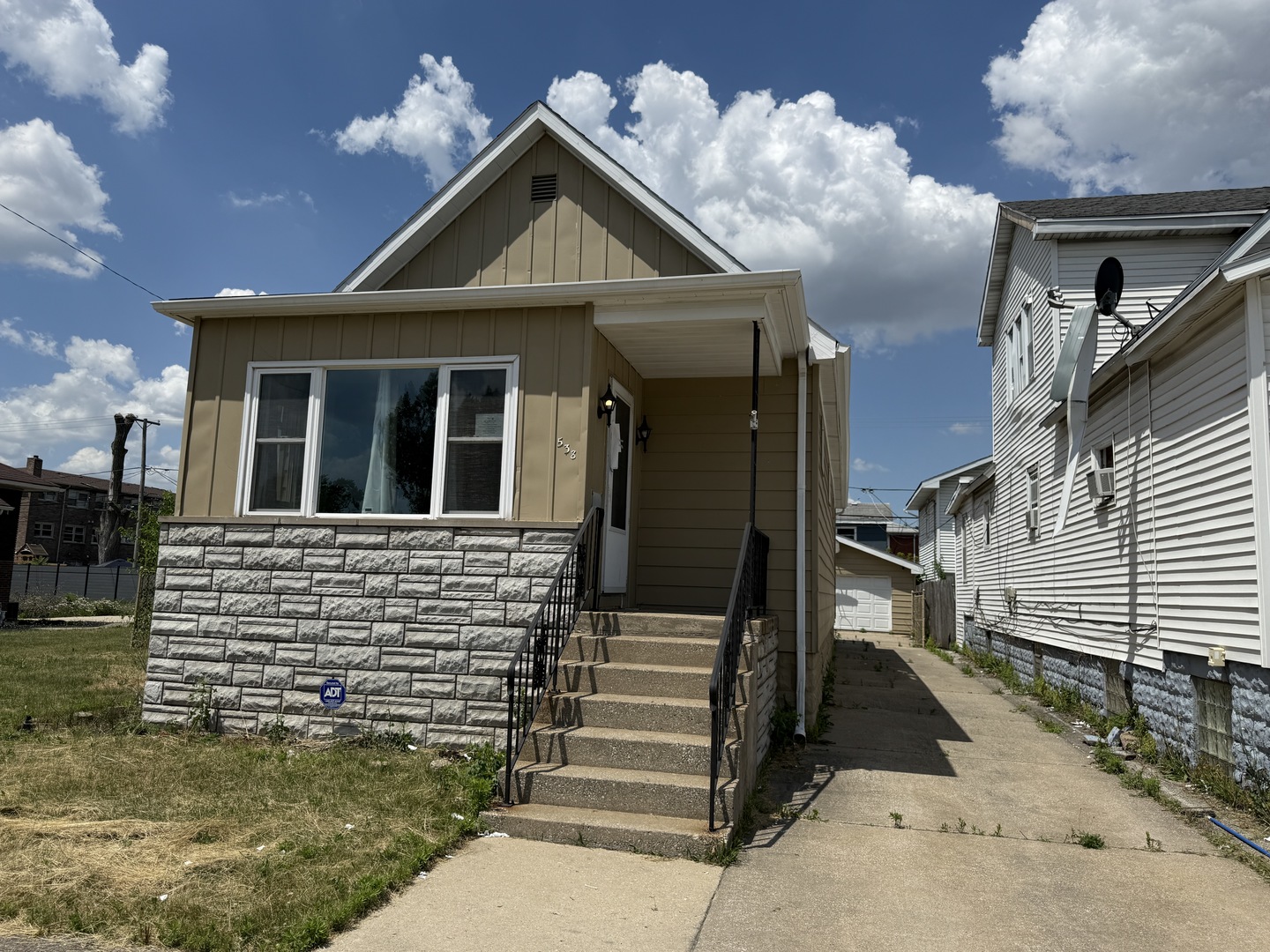 538 Ingraham Avenue Property Photo 1