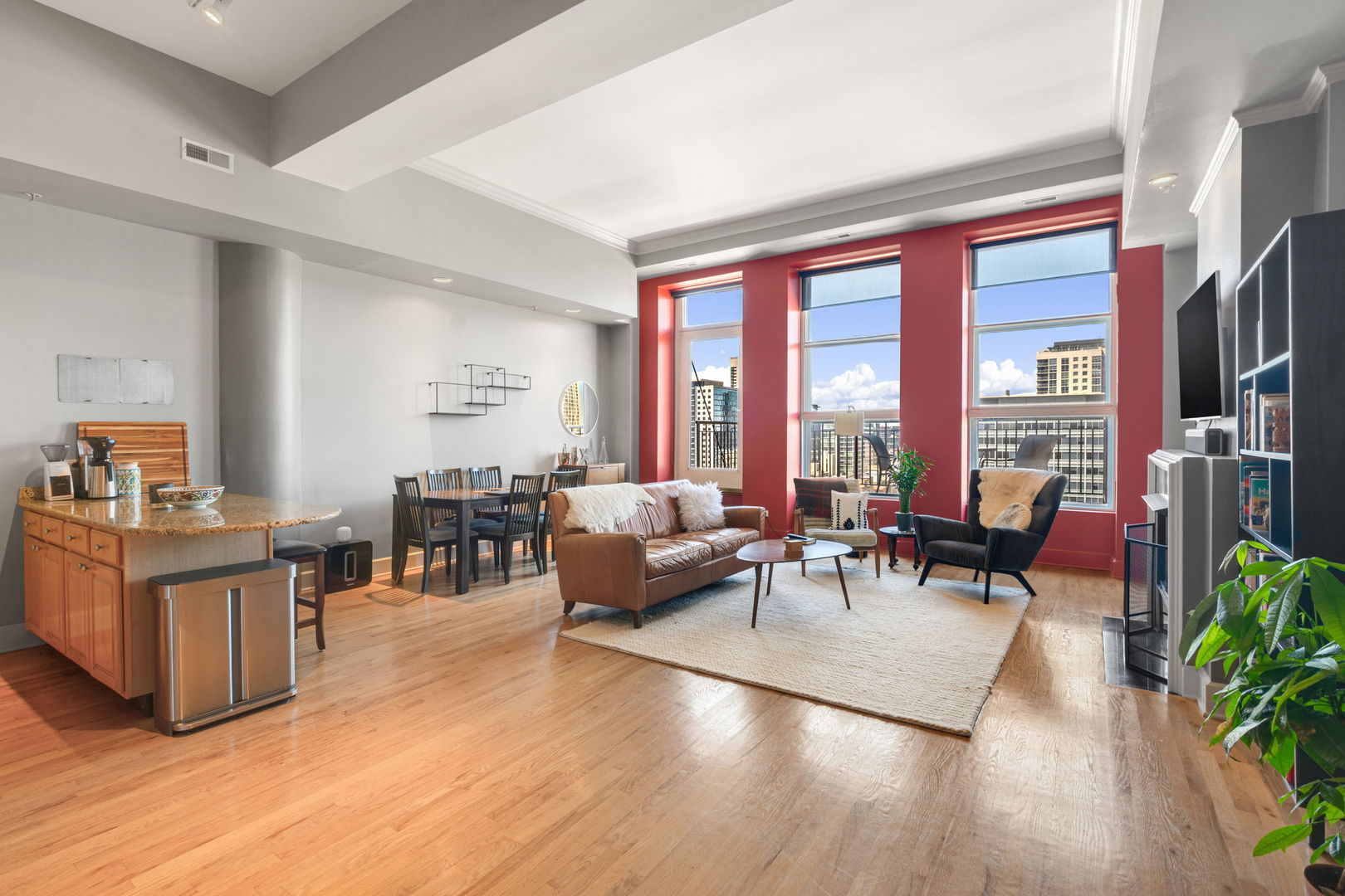 165 N Canal Street 1406 Property Photo 6