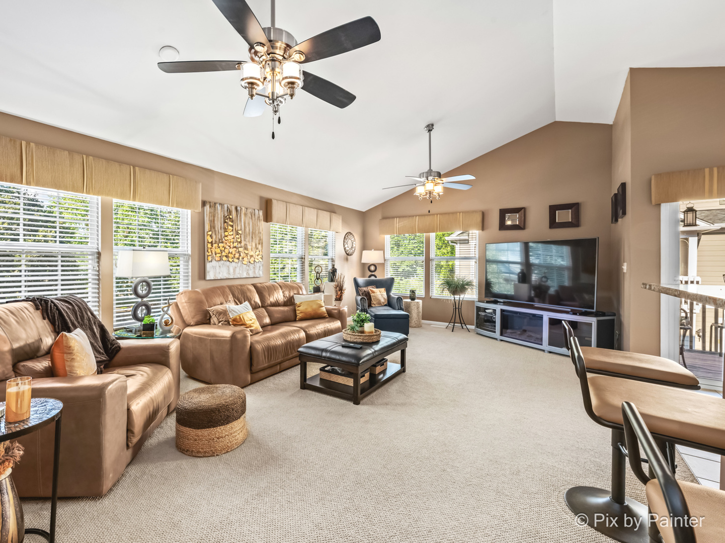 2431 Emily Lane Property Photo 7