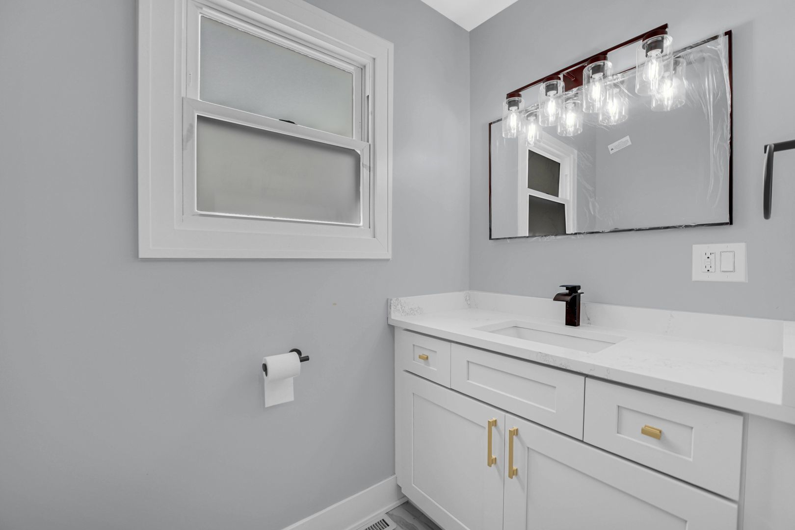 6409 W 85th Place Property Photo 13
