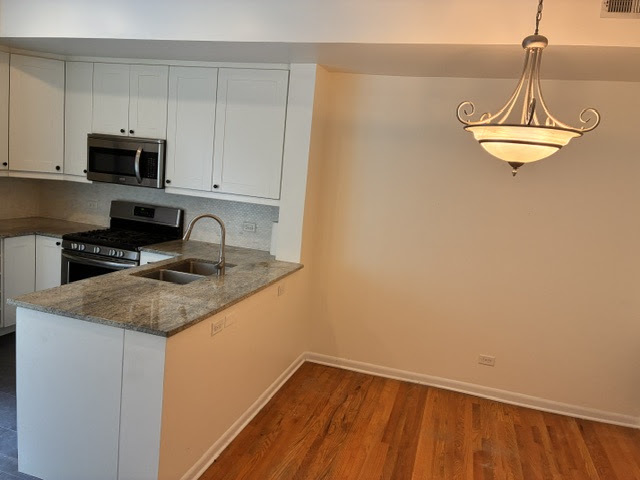 2458 W Eastwood Avenue 2 Property Photo 13