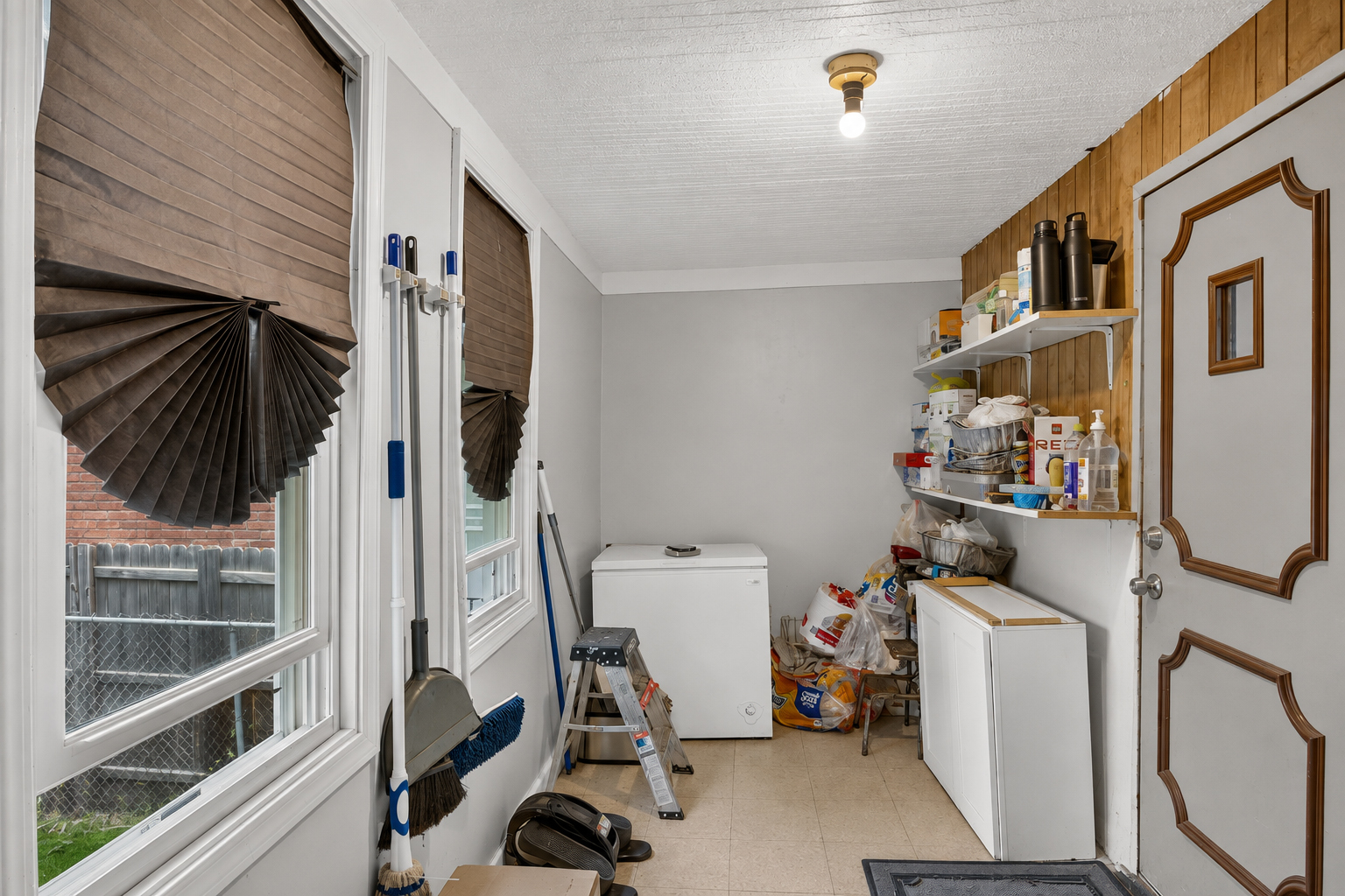 9926 S Wentworth Avenue Property Photo 11